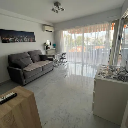 Juan Les Pins T1 Bis 503 Appartement